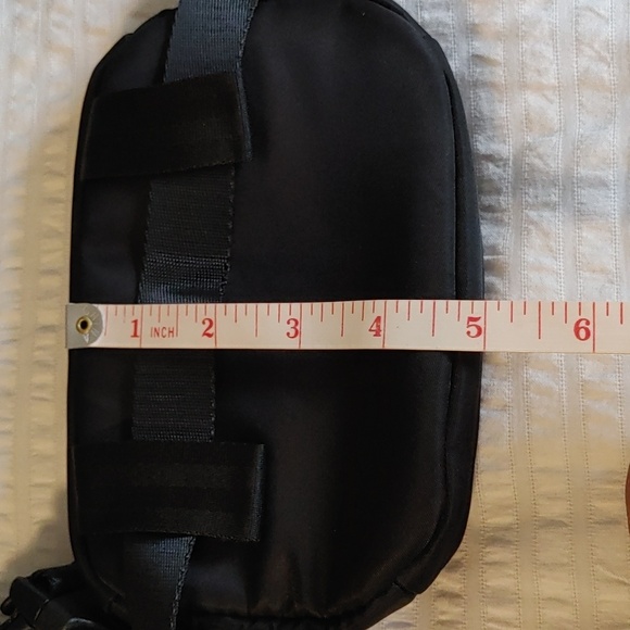 🌸2X Host Pick🌸NWOT CHAMPION NYLON BELT BAG - Picture 11 of 13